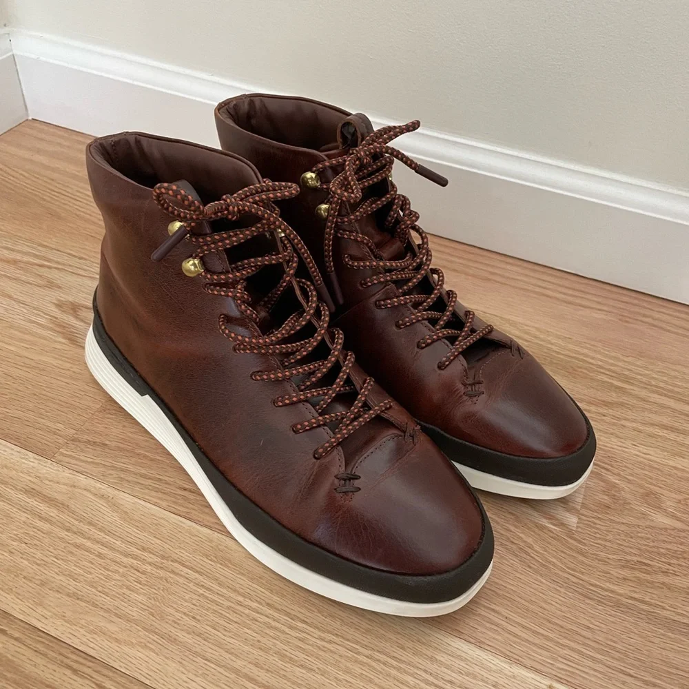 Wolf & Shepherd Hiker boots in Maple, great condition, like new. Size 10
